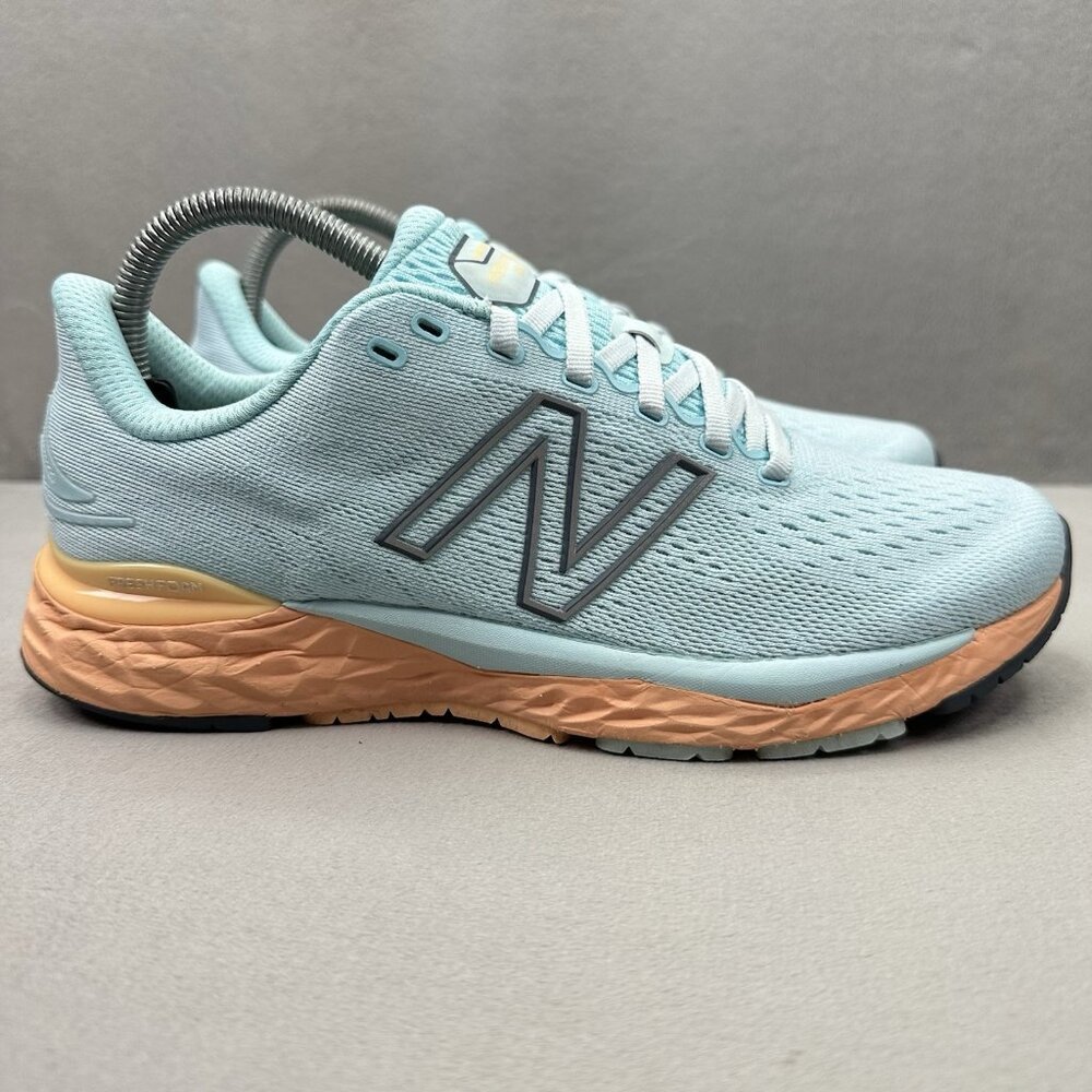 Womens Size 9 (B) New Balance Fresh Foam 880 V11 Shoes Pale Blue Running Sneaker